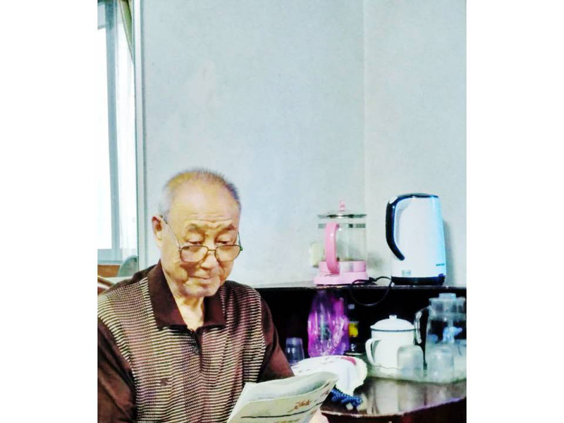 堅持是我最大的驕傲——記公司建廠元老、原工模具廠黨支部書記李運杰