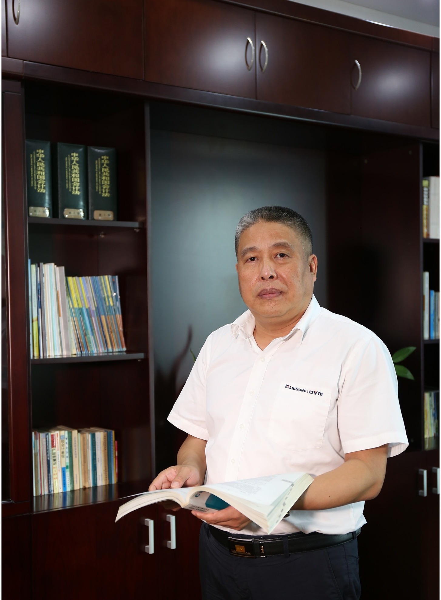 【喜訊】歐維姆公司謝正元獲評(píng)“廣西改革創(chuàng)新先進(jìn)個(gè)人”
